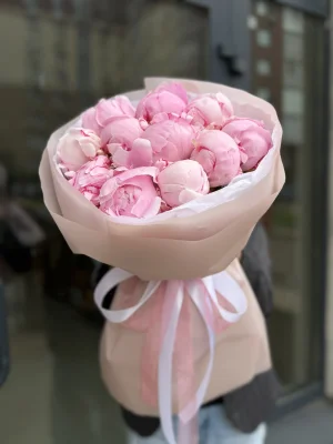Розовые пионы 11 шт.