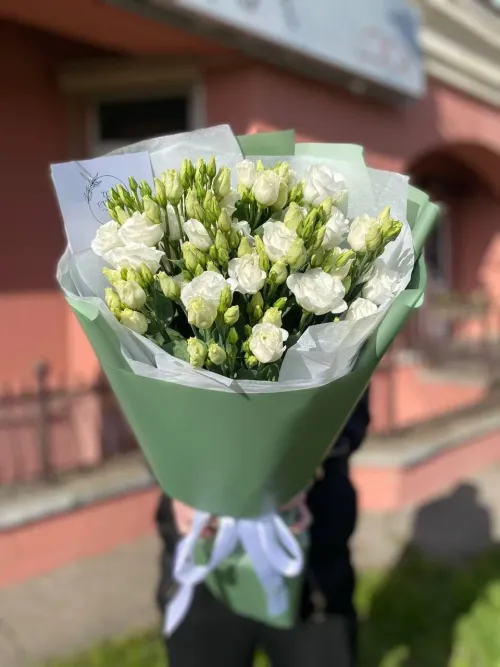 Белая Эустома 9 шт.