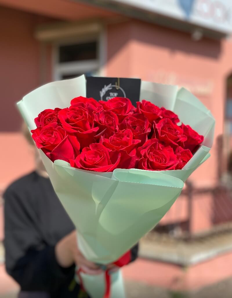 Красная роза Freedom 15 шт.