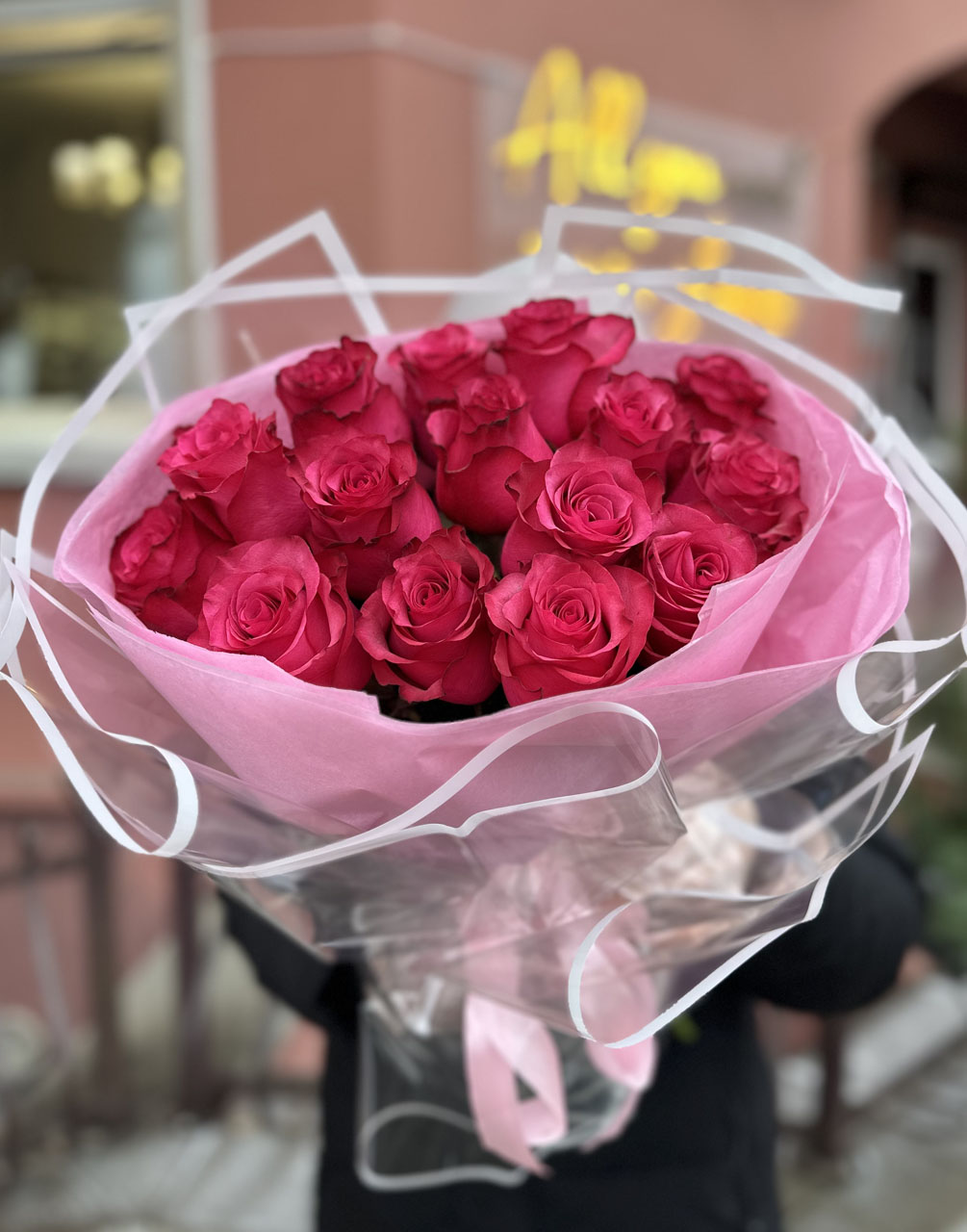 Малиновая роза Lola 15 шт.