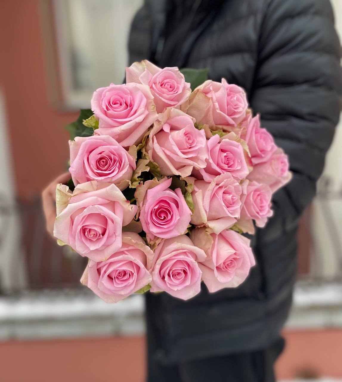 Розовая роза Jessika 15 шт.