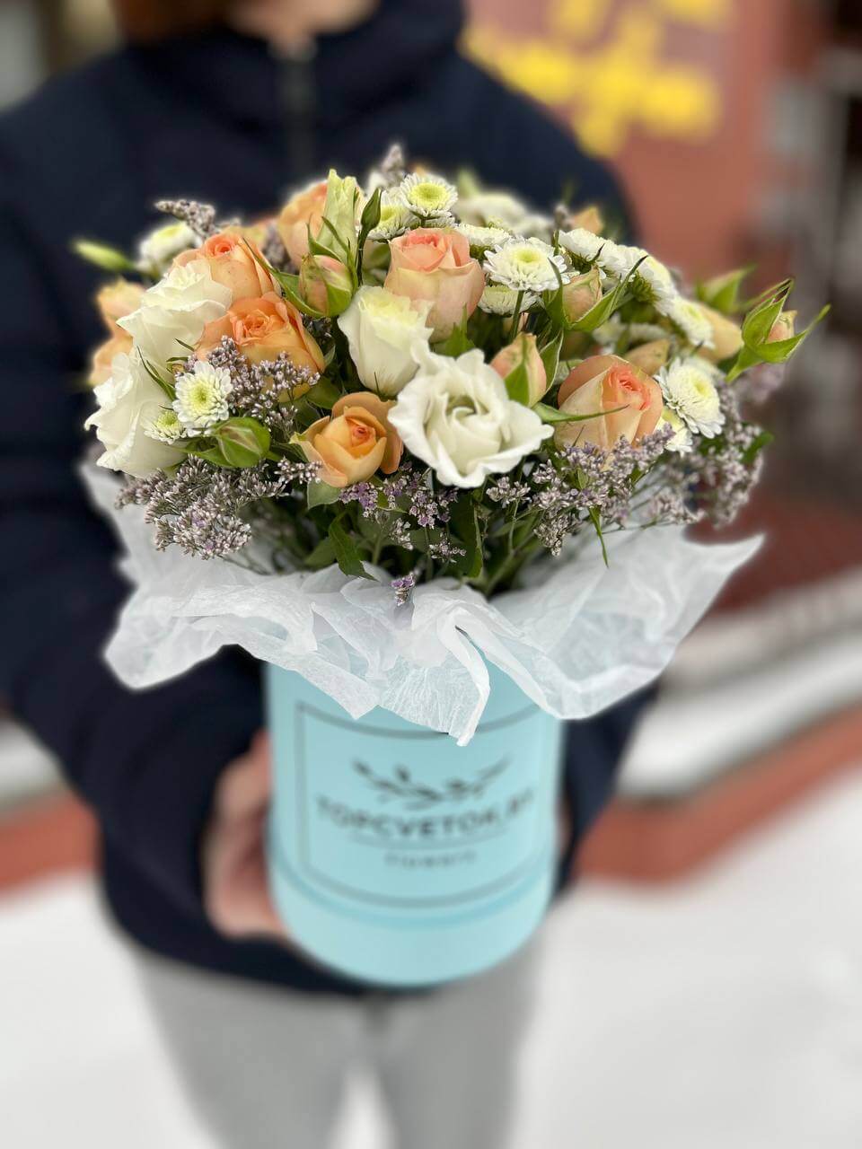 Цветы в коробке 12