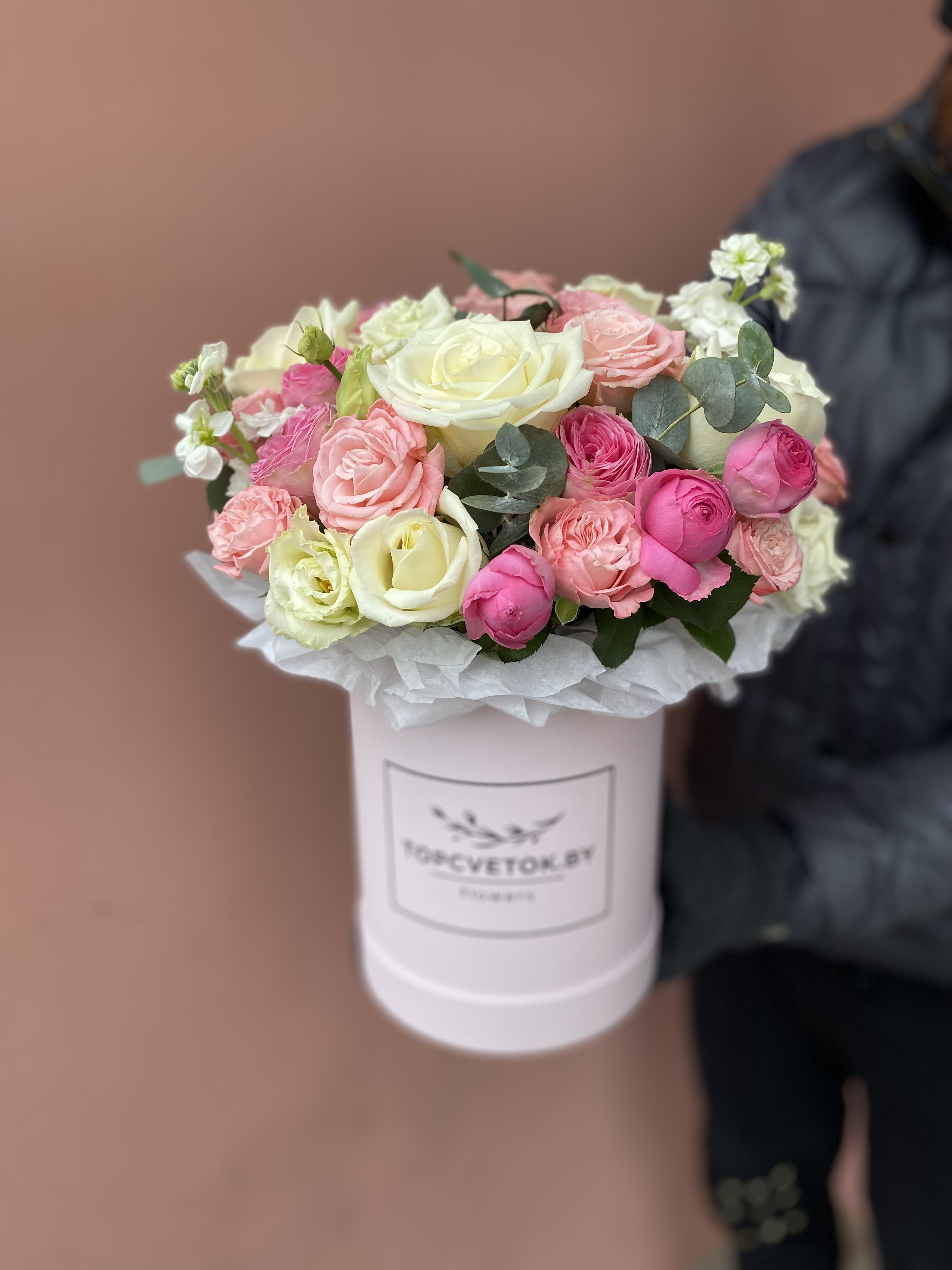 Цветы в коробке 16