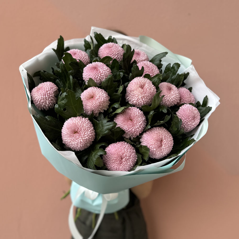 15 веток розовой хризантемы Момоко