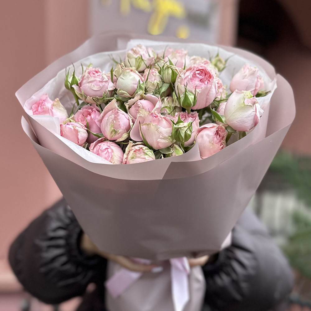 7 веток пионовидных кустовых роз Пинк Блоссом (Pink Blossom)