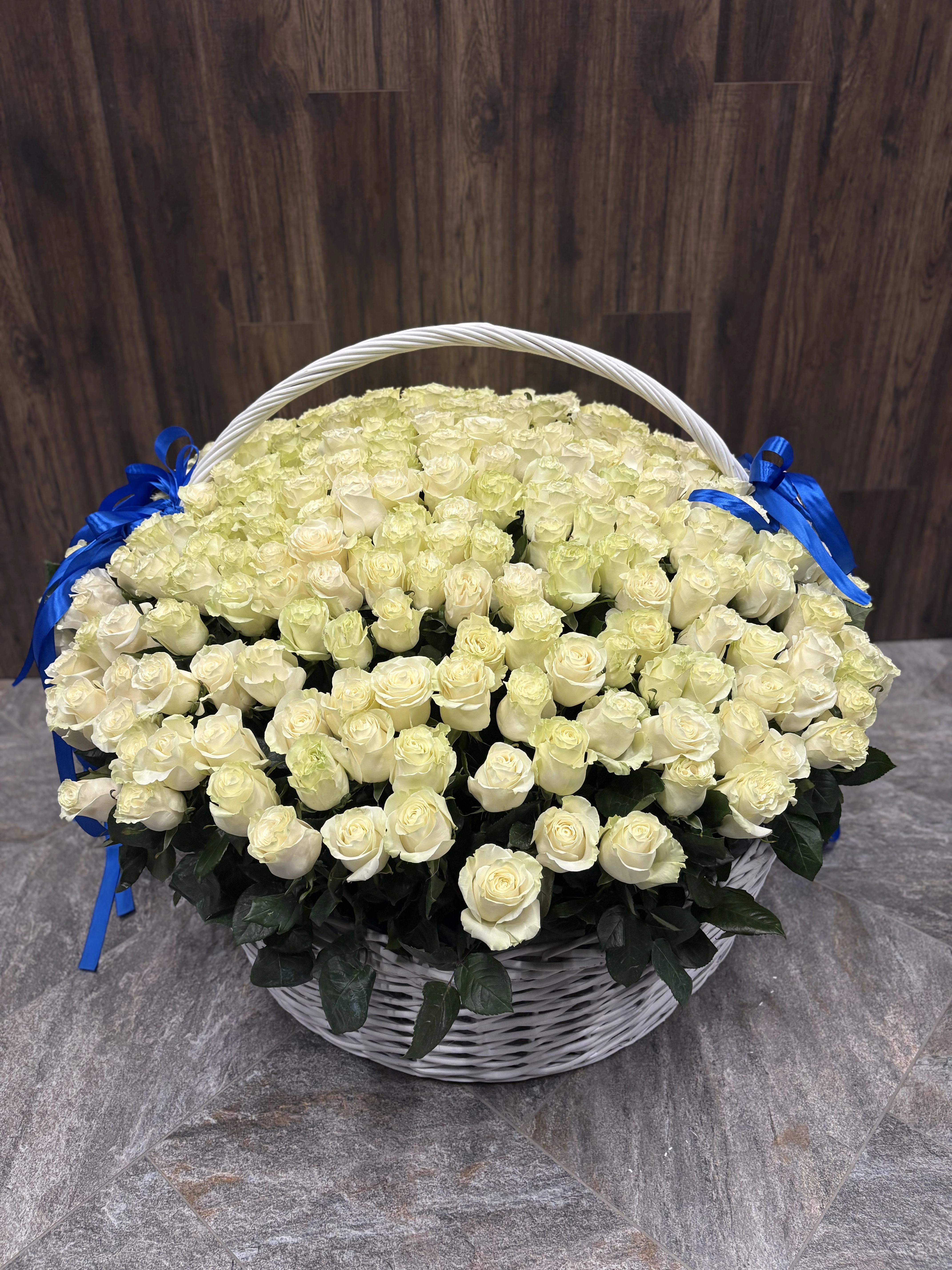 Цветы в корзине №7